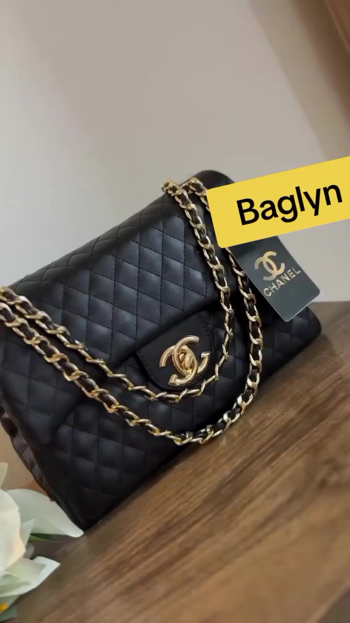 موديلات العيد ماركة كوالتي يخبل واسعار جدا مناسبة كوني أنيقة مع حقائب شانيل الاصلي مو التقليد 
متوفر توصيل لجميع محافظات العراق 
للحجز والاستفسار يرجى مراسلتنا على الواتس اب ***********📞
