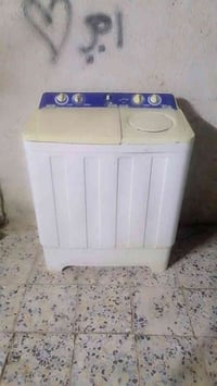 غساله للبيع نضيفه كلش ضمان سبوع السعر ٤٥ الرقم 07782238189التصال