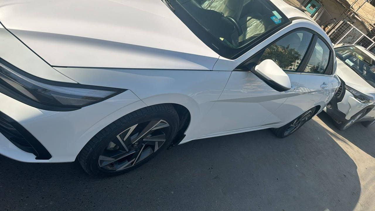 السلام عليكم للبيع او مراوس باقل محتاج فرق  النترا ٢٠٢٤ خليجي اصلي مكفوله رقم بغداد بسمي مكينة ٢٠٠٠ دوش ماشيه ٤٩ km  مكاني بغداد ناحية الوحدة السعر ١٨٨ $ للتواصل ***********
