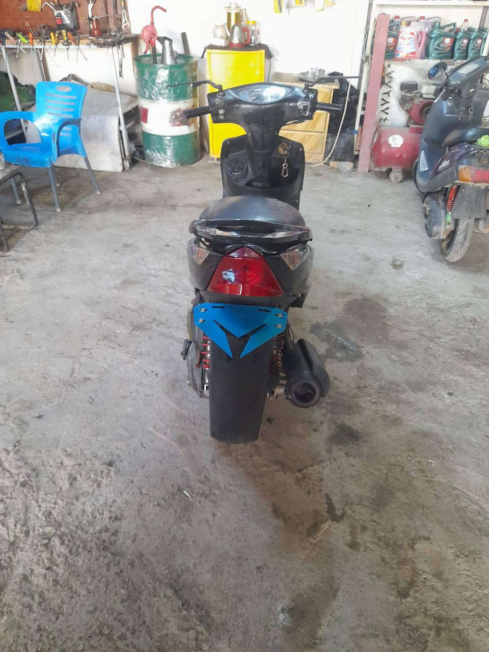 السلام عليكم 
ماكس ثعلب للبيع 
شلعة معدل تشك الكاع 58
كهربائيات كاملة نكرة سلف مكينة ناعمة فقط عوزه تفيلس 
السعر 325 بيها مجال قليل
مكاني بغداد تاجي
***********
