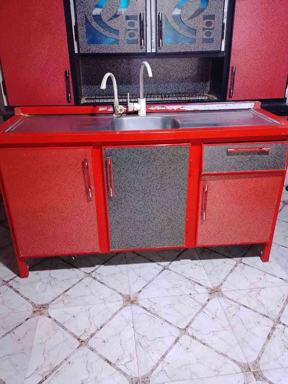 للبيع كاونتر 3 قطع  اخو الجديد  مترين تركي ثقيل  + سنك متر ونص  سعر 325  العنوان بصره تاميم  للاستفسار *********** متوفر توصيل البصرة, العراق
