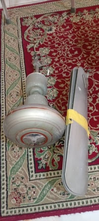 مروحه سقفيه قديمه (يوشا) تبريد مركزي نظيفه جداااا السعر ٥٠ المكان الكر...