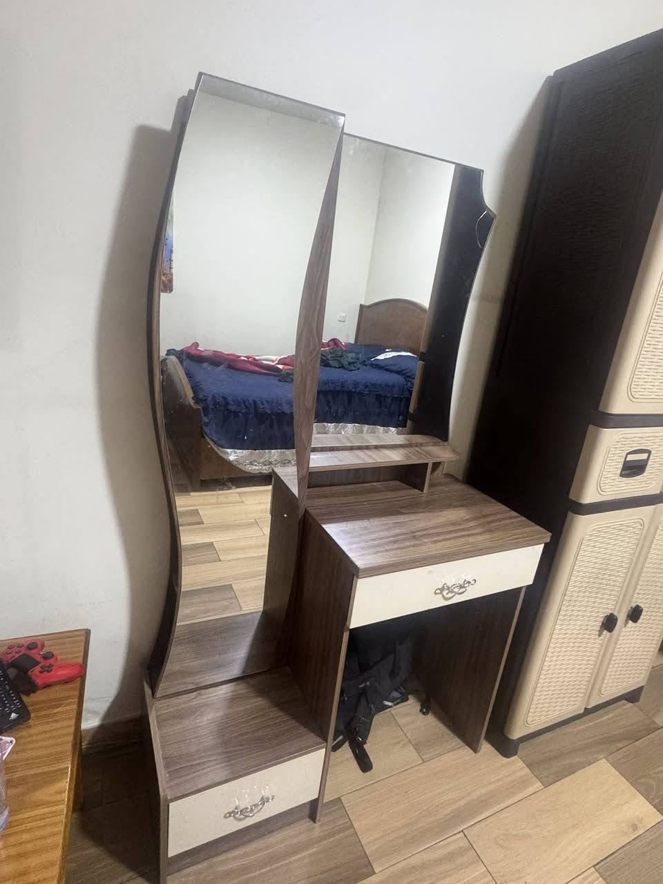 السلام عليكم كومديات ومرايه للبيع السعر٥٠


**إذا كنت صاحب هذا الإعلان وتريد حذفه لأي سبب، رجاءا أرسل رسالة إلى الدعم الفني**