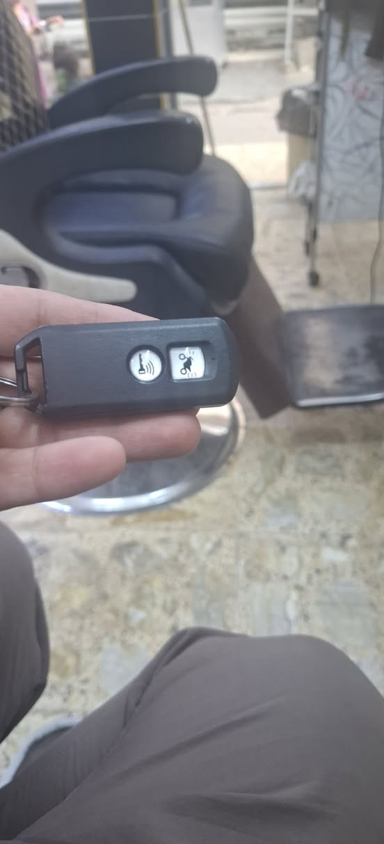 اPcx  للبيع دراجه مكفوله كفاله عااامه محرك ١٢٥ ياباني اصلي بصمه
العنوان الكفاح ساحه زبيده 
رقم الهاتف ***********
