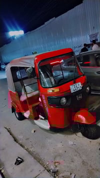 تكتك موديل 18بشهر 12*12الكسن جديد مكين خير من الله رقم وسنوي 6200وبيها...