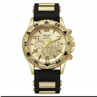 ساعة • للبيع