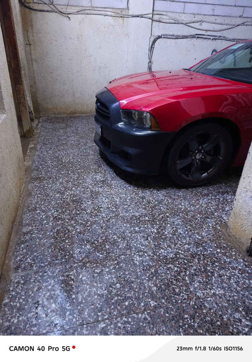 السلام عليكم 
للبيع جارجر موديل 2014 كص جنطة لحيم باجات فقط  مكينة 3600 كير 8 نمر طيارة السيارة متؤمه طبق الاصل السيارة جاهزه للاخير من ناحية المكينة والكير والتبريد 
مكان السيارة ميسان العمارة 
السعر 52 وبيها مجال ***********
