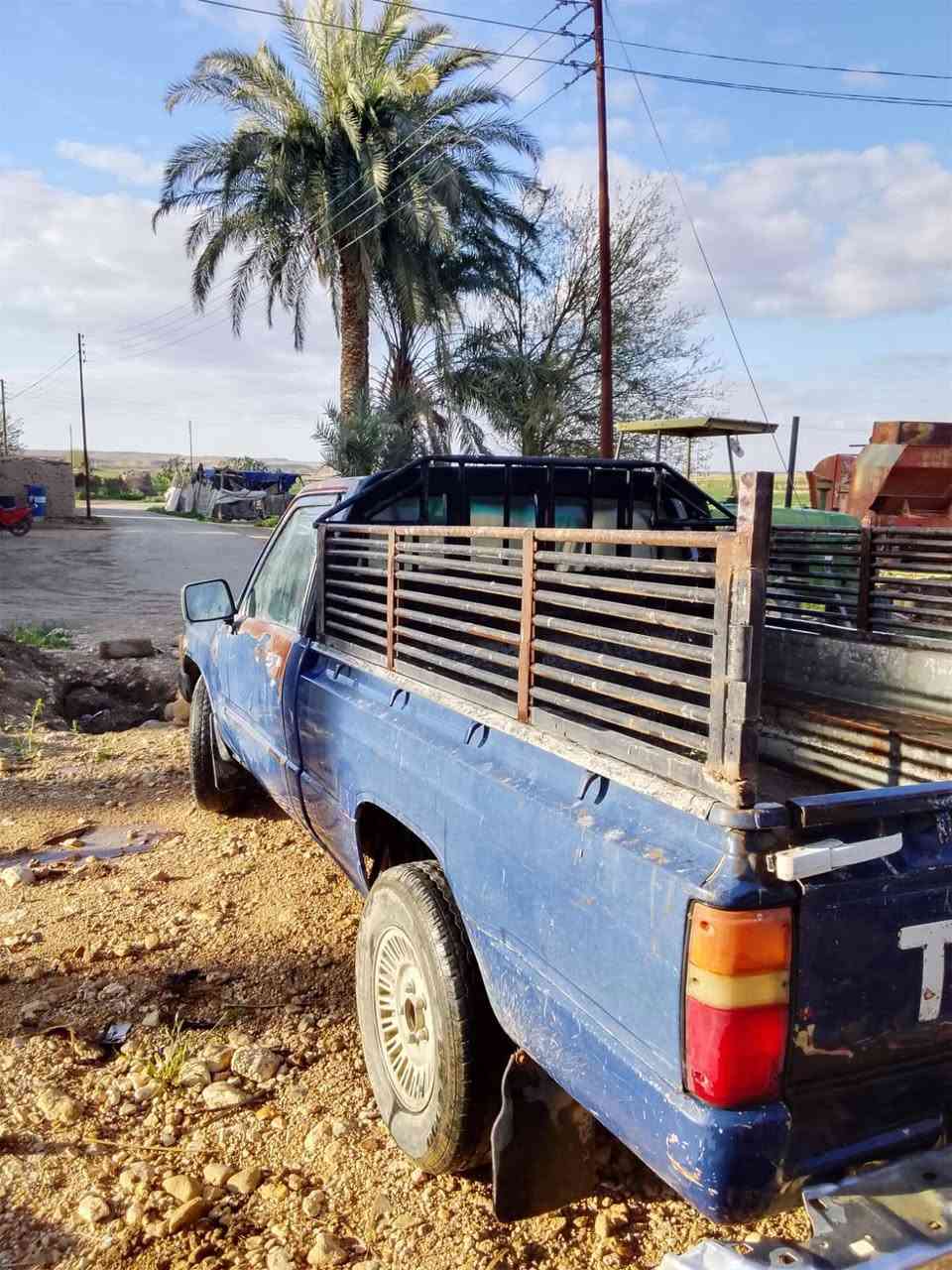 السلام عليكم مكلف بنشر بيكم موديل 85للبيع رقم اصفر تكلفه تحويل رقم مليون ونص سعر 27
تواصل ع رقم ‏‪0783 341 8238‬‏
