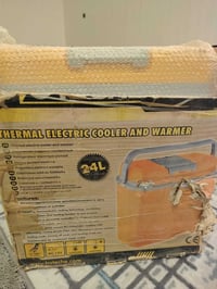 ثلاجه ٢٤ لتر • جديدة • ١٢/٢٤ فولت