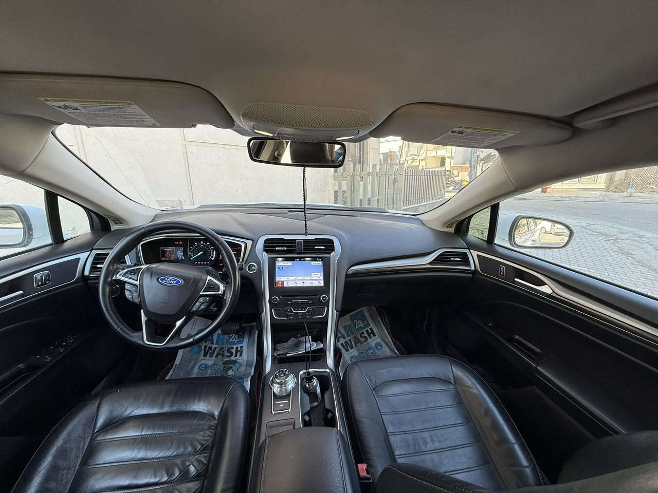 لون ابيض 
رقم كركوك انكليزي جديد ب اسمي
هزه جديده
حساسات خلفيه شاشه كبيره كراسي جلد تدفئه كراسي دخول ذكي خمس بصمات سبير موجود

السعر 105 ورقه

ضرر امريكا صفحه جاملغ خلفي صبغ باب وباب السائق وجاملغ امامي وجزء من البنيد (صفحة السائق)

***********
