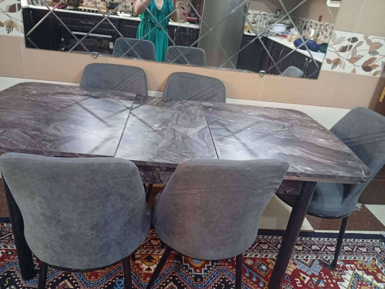 هەرچیتان هەیە وینەی بنیرن بۆتان دەفرۆشم 🌹ئەم مێزو6کورسیە بۆ فرۆشتن زۆر تازەو بێ عەیبه میزەکە گەورەو بچوک دەبێ نرخی 150هەزارو معاملە
شوین سلیمانی


**إذا كنت صاحب هذا الإعلان وتريد حذفه لأي سبب، رجاءا أرسل رسالة إلى الدعم الفني**