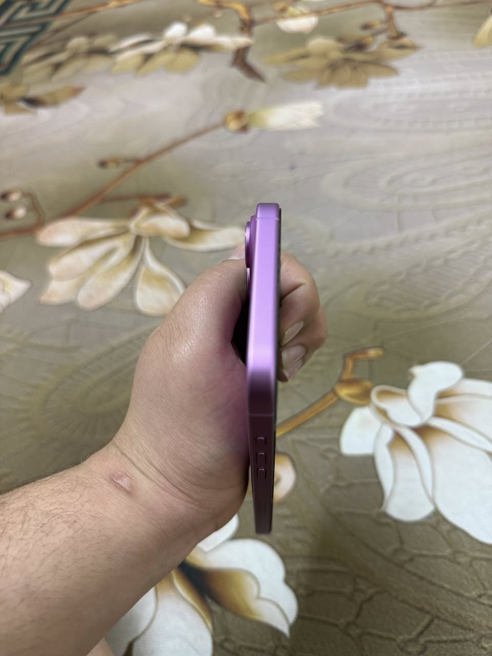 سلام عليكم ايفون 16 بلس وردي ذاكره 256 بطاريه 100 مشحون 92 مره مكفول من الشخط ضمان ماستر عل فحص مامبدل بي شي مكاني بغداد ام الكبر والغزلان السعر 1200 رقمي ***********
