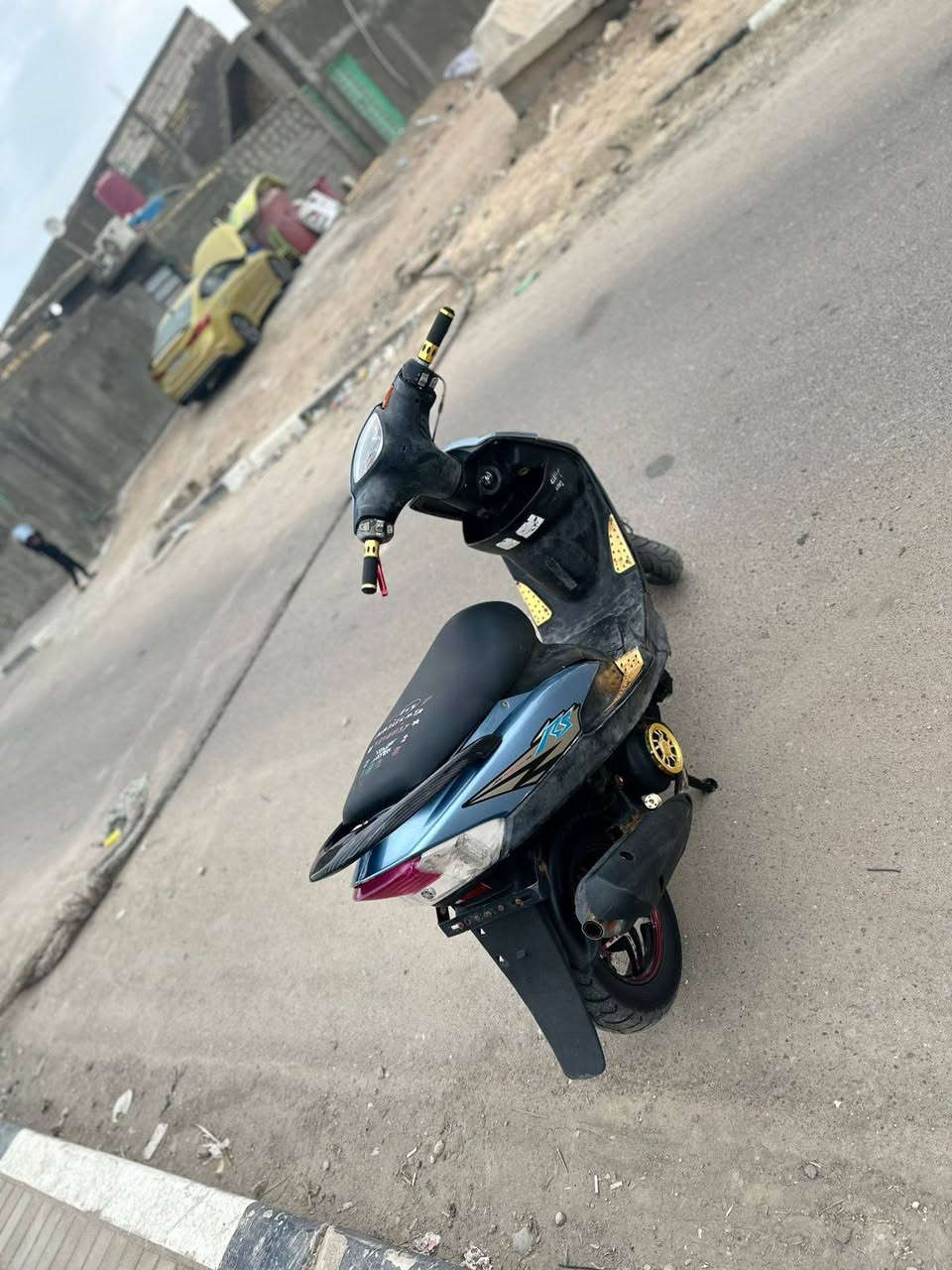 السلام عليكم ماكس عدله ياباني جديده ما مفتوحه سلف هندر شاير لايت عالي ناصي سكنات  كهربائيات كلها شغاله اي نقص ماكو بوشه49بلاد مامفتوحه شلعه ومشي ونعومه كفراتها بلاد دراجه جديده سعر 625 وبيها مجال الاستفسار *********** أو متواجد وتساب مكاني بصره حي شرطه
