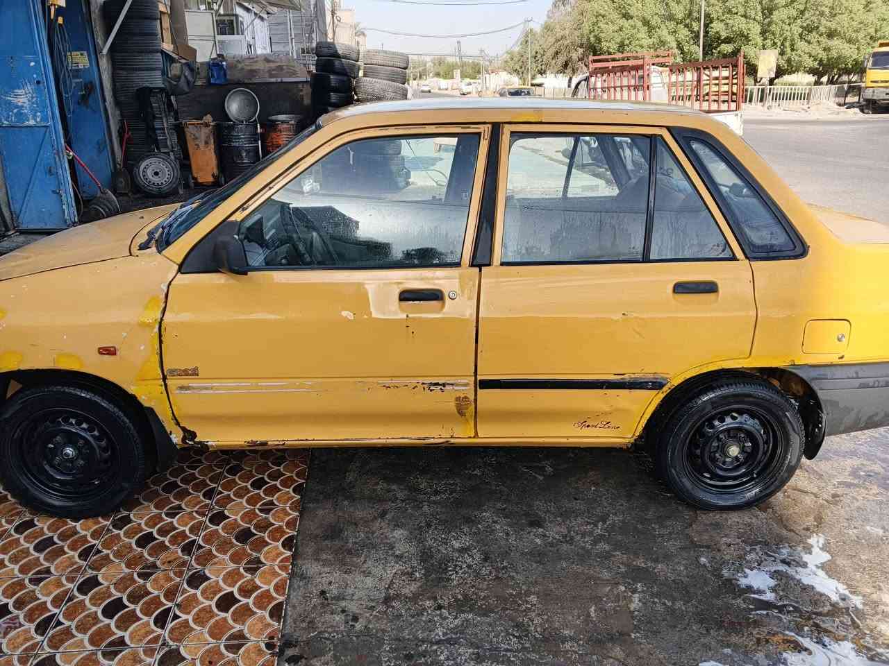 سايبا موديل 2010 سيارة شغالة وتمشي رقم مميز 6666 سعرها 30$ وبيها مجال عنوانها بغداد الشعب حي سومر ***********
