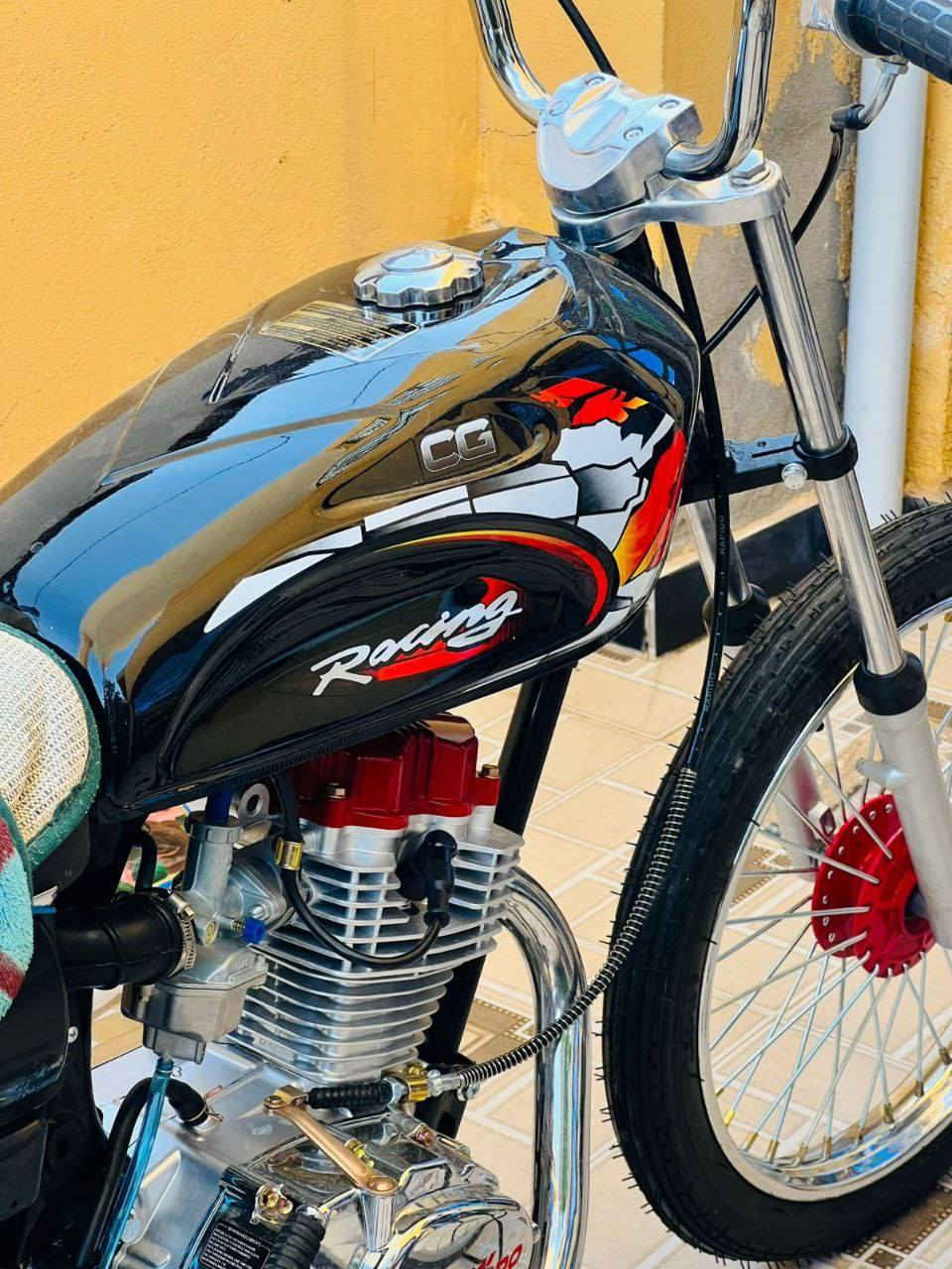 سلام عليكم. للبيع شاصي وتعميره 25 صارلي شهرين من عمرتها اوراق سكنر مكاني كوفه  هـ ***********
