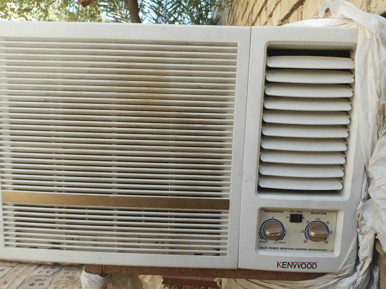 سلام عليكم. للبيع مكيف نضيف نظافه 90.على الفحص تاخذه  
مستخدم سنه..السعر 350وبي مجال خك الجيه الإمكان بغداد المعامل على السياحي.
متواجد على الخاص


**إذا كنت صاحب هذا الإعلان وتريد حذفه لأي سبب، رجاءا أرسل رسالة إلى الدعم الفني**