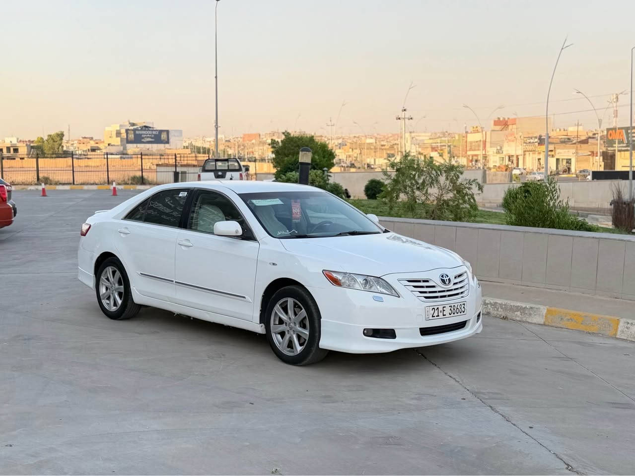 سلام علايكم 
كامري موديل ٢٠٠٨  خليجي مصفات gl
تحكمات استير تحديد سورعه شاشه كاميره حساس خلفي داخل اصفر 

رقم جديد دولي سنويه جديد هزه جديد  
شرط تحويل و كاله 

كير محرك بشرط لا صوت لا صرف لا بخار
سيار احل من صور

سياره بي بس بونيت صبخ بدون دواخل بدون ايرباك

سعره ١٠٢ بي مجال قلليل
*********** كركوك, العراق
