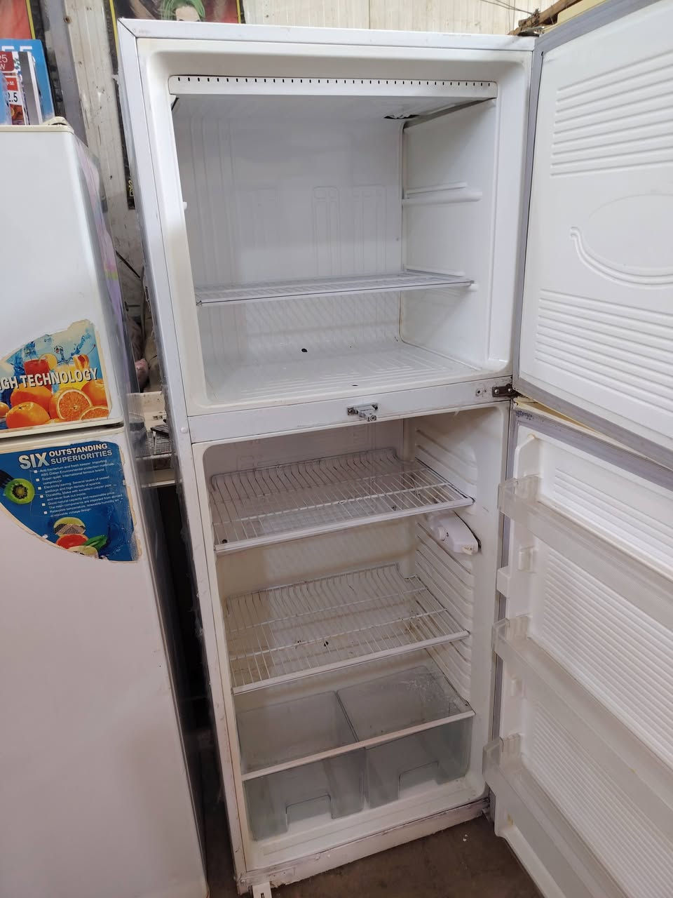 تم تخفيض جميع الاسعار 
مجمع البركه للاثاث الجديد والمستخدم يرحب بلجميع فاهلا وسهلا بكم العنوان بابل المحاويل ناحيه الامام الشارع العام قرب مركز شرطه الامام للاستفسار خاص او الاتصال علئ الارقام *********** بيه واتساب 
*********** اتصال فقط
