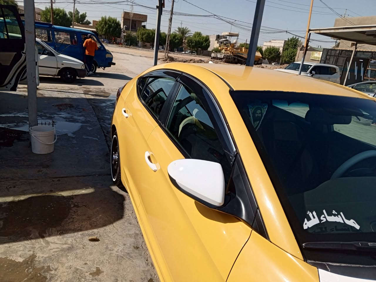 السلام عليكم النتره للبيع موديل 17 وارد امريكي حادث خلفي والحوض ربع منه معور والباقي ليبل واحد حداديه وتخم تاير جديد وكير ومكينه لاتبخير ولاتنقيص تكسي جوال بسمي تبريد تدفىه مصفره هيه وغرامات السعر 116 وبيه مجال المكان كربلاء ***********
