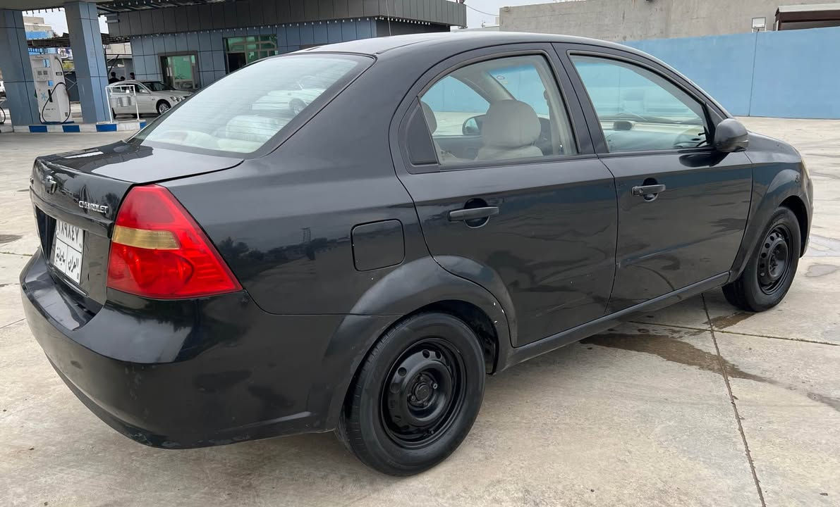 ئةڤيو موديل 2009 گير عادي مةكينة گةورة رةقةم سليماني سةنةوي بةسةر چووة گير مةكينة تةقةو رةقة بةشةرت كارةباي هةمووي بةشةرت كالبونةوةي نية 4 پارچةي بوياخة بي ناو گرتن نرخ 50 گةلا و مةعامةلة شوين چةمچةمال 
***********
*********** السليمانية, العراق
