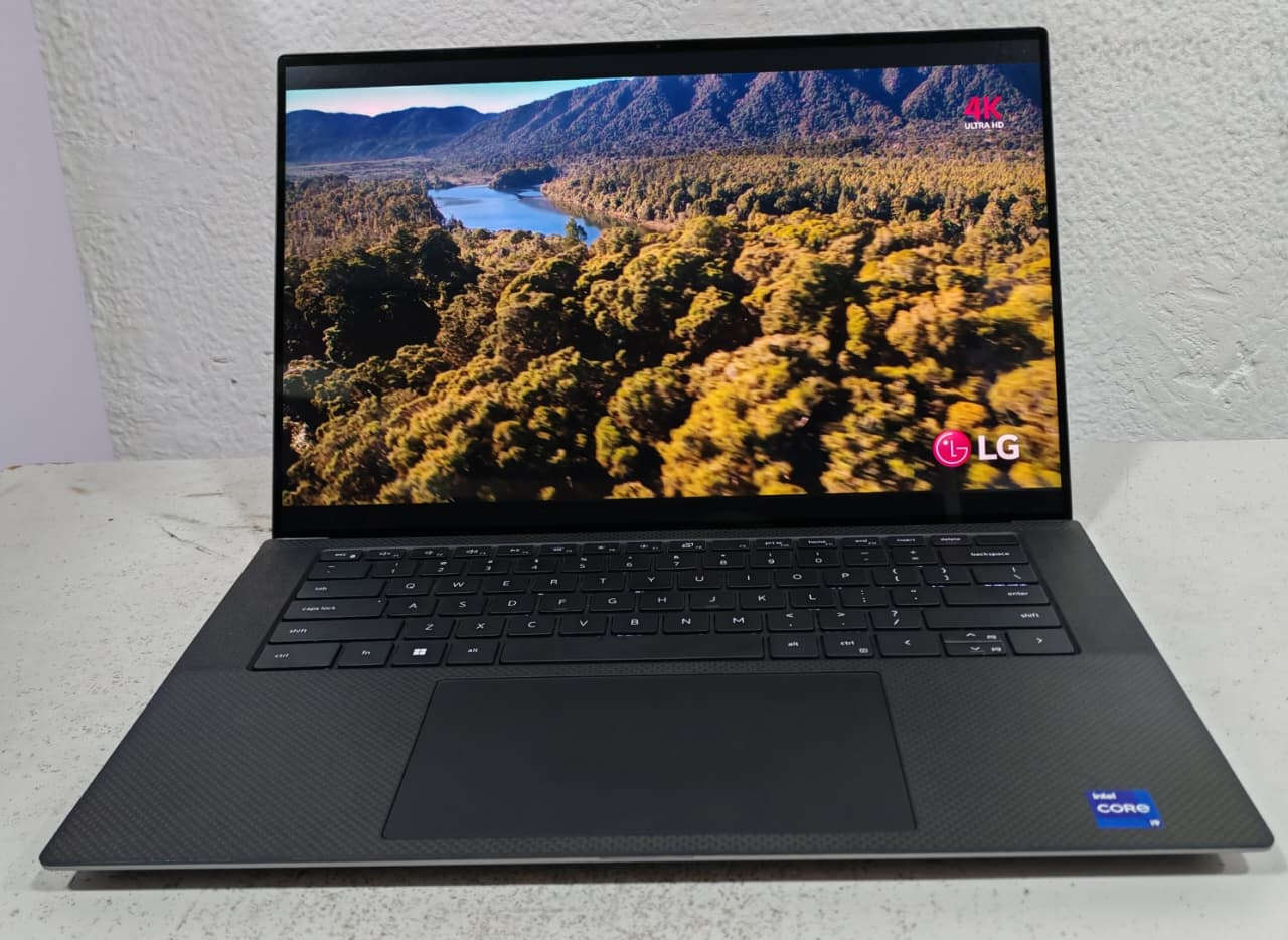 💥 التصميم الجديد من شركة Dellبمعالج  i9الجيل اثناعشر H كارت شاشة فعلي RTX A2000 8G  💥 

✅ Dell Precision 5570 4K

 من اقوي موديلات شركة ديل 

✅ CPU : Core i9-12900H 

معالج i9 جيل اثنا عشر H

✅ Ram : 16G PC5  4800V 

قابل للزيادة حتى 64G مع دفع الفرق

✅ Hard : SSD 512G M.2 NVME

ممكن تركب هاردين في الجهاز من نوع NVMe و الهاردين ممكن تزود مساحتهم زي ما انت عايز

اللاب بيجي بكارتين شاشة 

✅ GPU 1 : NVIDIA RTX A2000 8G

الكارت 8 جيجا فعلي بيشغل الالعاب التقيلة و شغل الهندسة و الجرافيك العالي تقدر تشوف ليه مراجعه علي اليوتيوب

✅ GPU 0 : intel UHD

✅ Screen : 15.6 4K Frameless Touch

الشاشة 15.6 بوصه تعمل باللمس بدقة 4K بحواف صغيرة جدا ( 3840 × 2160 )

مداخل و مخارج اللاب✅

3 Type C للشحن و نقل الداتا  & SD 

Card & و فتحت السماعة زي الموبيل

✅ Charger Original 130W Type C

اللاب بيجي معاه الشاحن 130W الاصلي 

✅ Keyboard : Backlight

كيبورد : موضيء شيك جدا

كاميرة,,وايرلس ,, واي فاي ✅

✅ Face iD

بصمة عين طلقه

✅ Finger Print 

بصمة صباع زي الموبيل في زرار الباور

سعر نهائي خصم ولفتره محدوده

الدفع

كاش او اي محفظه الكترونيه - 

متاح الدفع او التقسيط بفيزا مشتريات 

الصور حقيقية للاب نفسه


**إذا كنت صاحب هذا الإعلان وتريد حذفه لأي سبب، رجاءا أرسل رسالة إلى الدعم الفني**
