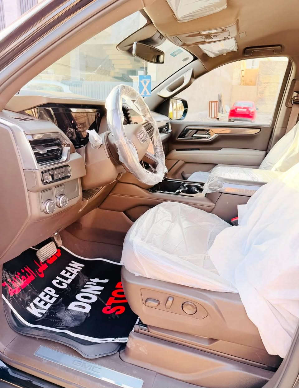 السلام عليكم للبيع GMC الفيشن خليجي وكالة المنصور 2025 مكفولة كفالة عامة من كلشي ماشية 30 ميل رقم بغداد السعر 617 ورقة وبيها مجال بسيط للاستفسار ((***********)) مكاني بغداد زيونة.
