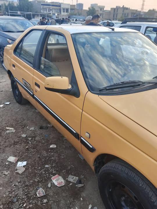 سلام عليكم بيجو 405 للبيع محرك كير كله جديد السيارة حلوه ونضيفه مصفرة غرامات وهيئة ماعليها شي ب اسمي تحويل ثاني يوم السعر 45 وبيها مجال حك الجيه قرب جزيرة بغداد السياحية 
***********
