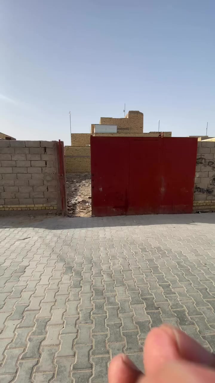 للبيع قطعة مساحة 200 متر واجهيه 10 ونزال 20 خلف الملعب القديم بشارع شيخ ياسين الرميثي الاستفسار ***********
