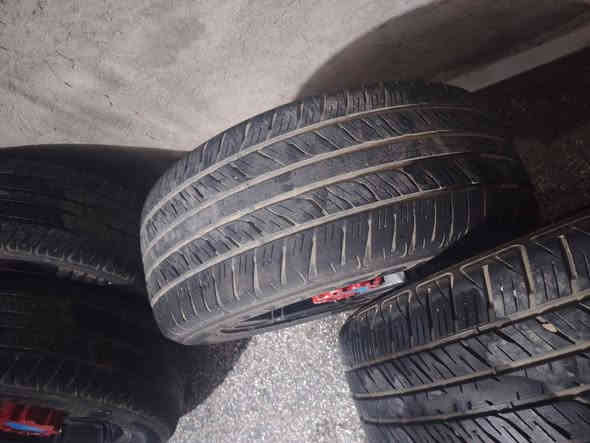 سلام عليكم تخم تاير 20 ويل كب 20 تخم كامل
ستعمال قليل اخو اخوجديد 
سعر 400 وبيهن مجال 
رقم ***********
