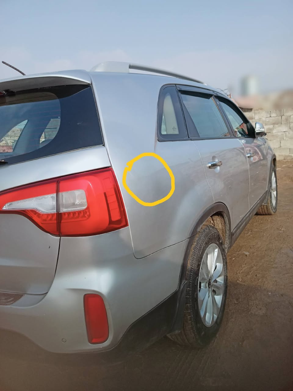 سورنتو  : 2014 وارد خليجي   فول مواصفات ما عده الفتحه الرقم انكليزي اربيل شرط تحويل 

4.  سلندر 

بصمه ابواب 

بصمه تشغيل 

حساسات امامي  خلفي 

مري شفط 

يدات نيكل 

بردات 

تحكمات 

7 راكب 

3قطع تبريد 

كشنات كهربائي 

بيها شبر صبغ بل جاملغ مشر عليه وطارف الجاملغ بارد مشر عليه فقط 

مكان السياره  : الموصل    : للاستفسار 

***********
***********
