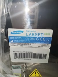 انبار رمادي • معدات طبية • جهاز تنفس اصطناعي