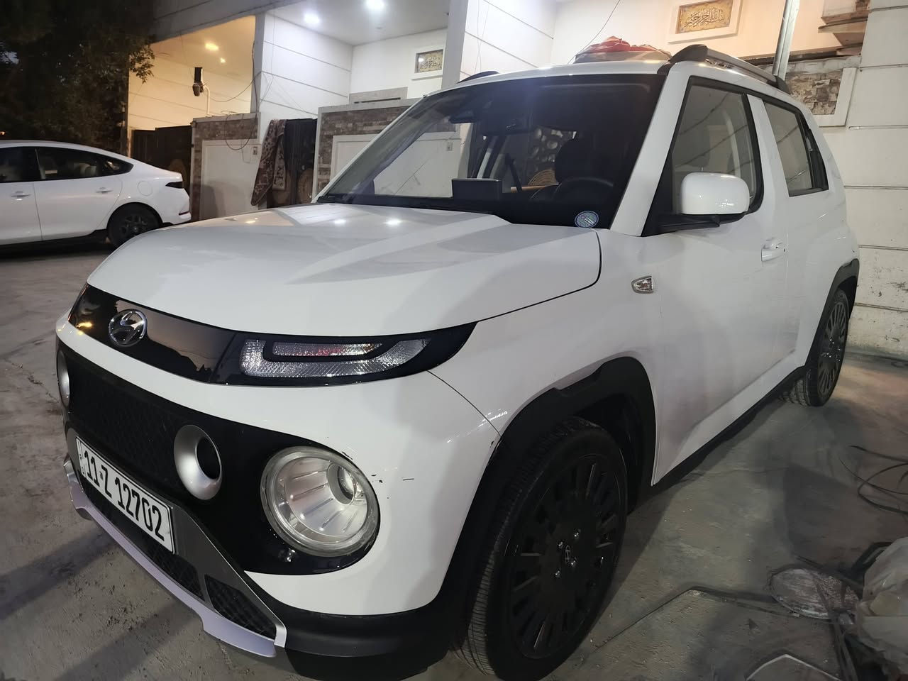 سلام عليكم هونداي كاسبر موديل ٢٤ بصمه لون ابيض رقم بغداد بس جاملغ خلفي بي صبغ سياره فوول عدى الفتحه جلد تدفئة وتبريد كشنات تدفئه استيرن مكان بغداد المنصور 
*********** 
السعر ١٠٥ وتدلل
