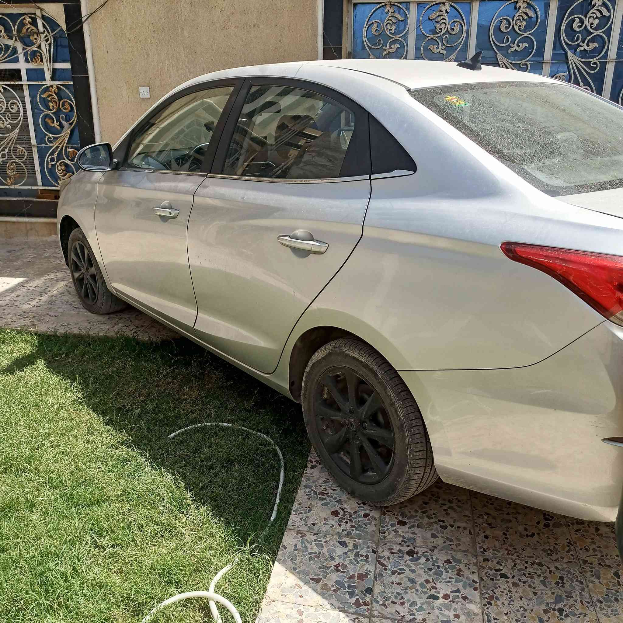 شانجان ل سفن موديل 20 مكفولة بس اثر حالوب خفيف باسمي سنويه 2031 سبير منازل اخت الزيرو منضومة زنون المكان بغداد سبع البور م*********** السعر 80 بيها مجال
