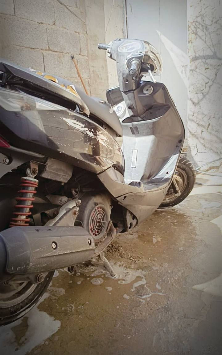 سلام عليكم ماكس ثعلب ١٤٠ كفالة عامة جيب فيتر وافحص دراجة برغي م مفتوح كل شيء بيها أصلي شلعه ومعدل صدر كيجات كله شغاله هورن اشاير دبل اشاره دراجة مال جناي دوام روحة وجيه فقط اوراق كاملة عنواني بغداد
سبع البور رقمي ‏‪***********‬‏ سعرها 550 وبيها مجال
