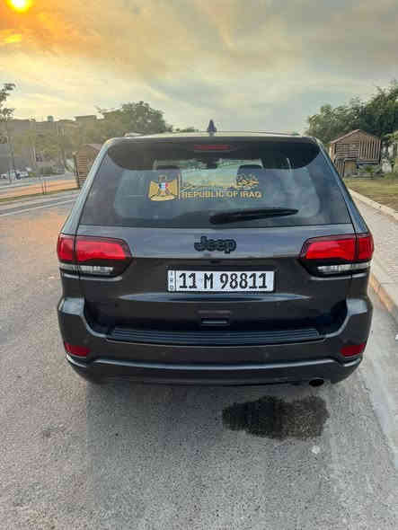 جيب بلاك توب 2018
السيارة بدون صبغ دعامية فقط
كير محرك صدر تبريد كفالة
سونار او صور الحادث بل منشور
مواصفات
فتحة 
داخل جلد وكهرباء 
صندوق كهرباء 
دفع رباعي 
ليد امامي خلفي 
شاشة كبيرة 
السعر 215 وبيها مجال بسيط
***********
