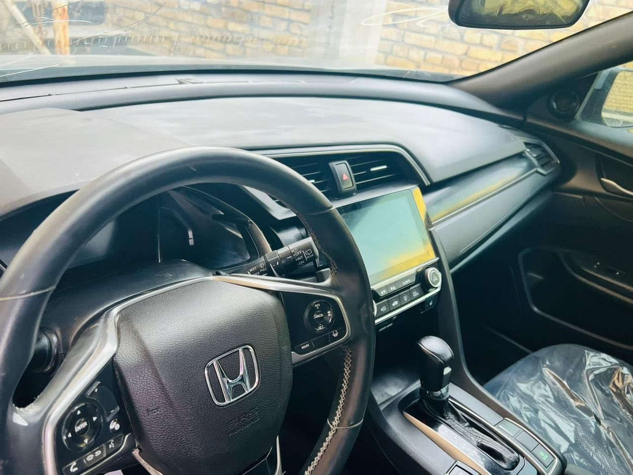 مكلف بالنشر 
رقم صاحب السيارة ***********
هوندا سفك هاش باك 
موديل 2021
لون سمنتي 7الوان مميز
سياره فول لمتت واحد ع واحد 
كفاله عامه تقرير 
فتحه صقف 
كامرات خلفي وجانبي
شاشه كبيره
المكينه 1500 تيربو انسه وضع لبانزين
رقم ذي قار نكليزي مميز 
تلث تحكمات قياده 
كفاله عامه كير ولمكينه نضافه 100 :100
السعر 170 وبيه مجال
