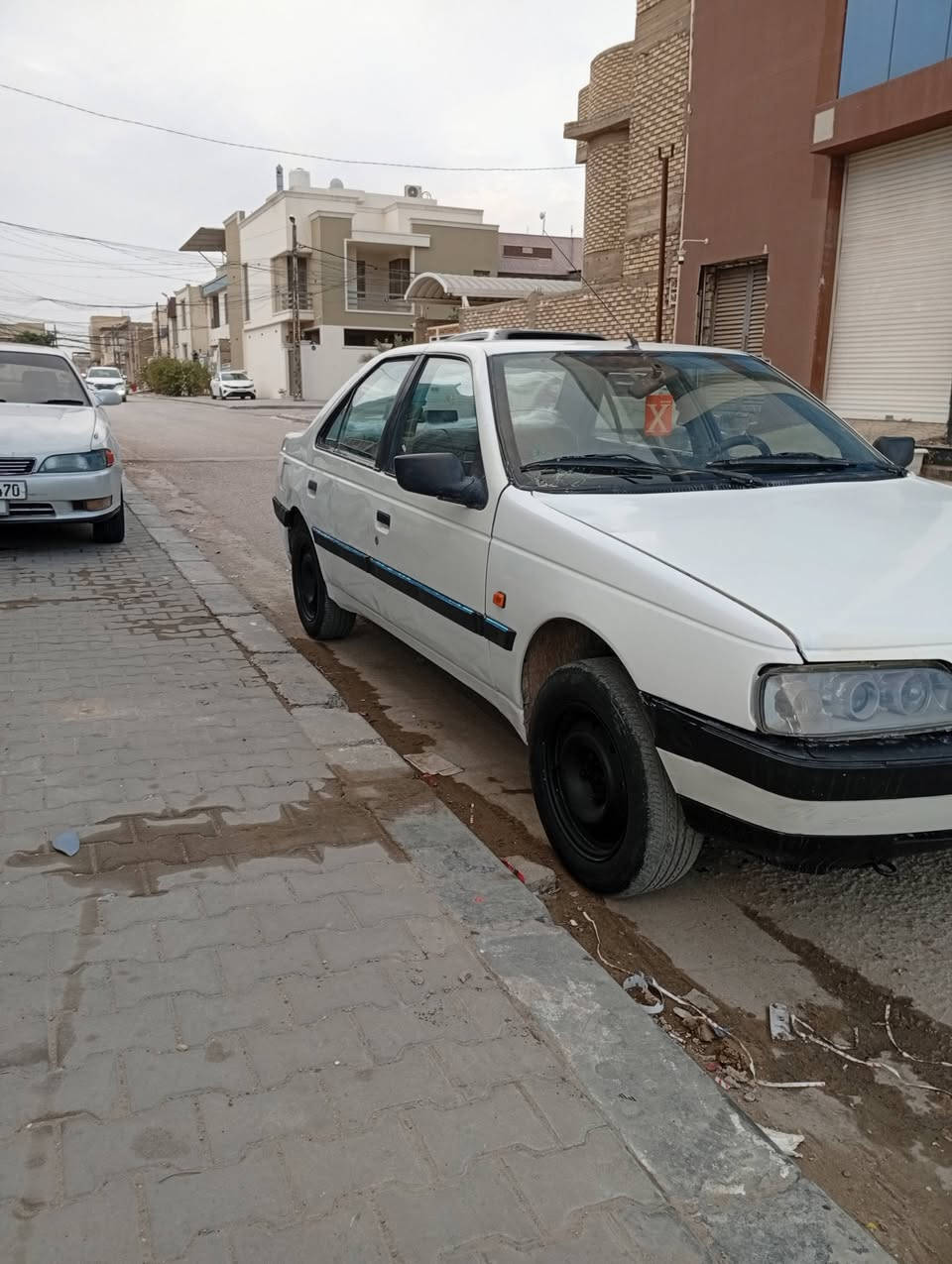 بيجو 405 موديل 2010 رقم نجف سنويه منتهيه 4سنوات مالكه نجف وتحويل مباشر كير ومحرك جدد بمعنئ الكلمه حداديه جديده مكفوله من الضربه بيه تبديل بس جاملغ امامي شواصي وتكم سليمات تخم تاير جديد باتري جديد عنبار وبريشر بريك جديد سياره مال جناي الله شاهد نكره سلف السعر 24ورقه وبيه مجال اتصال فقط ***********
