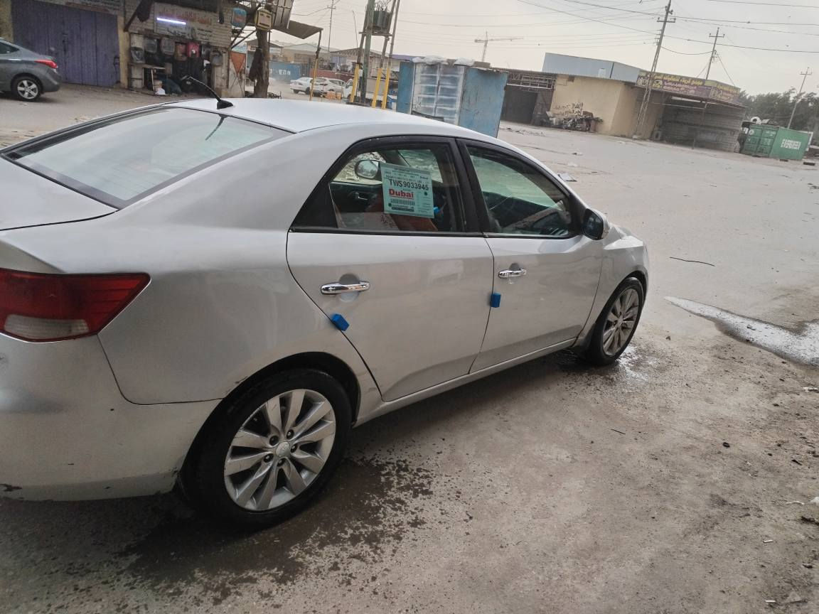 كيا سيراتو 2011 خليجي فول معد الفتحه سيار رقم أربيل تحويل غرامت مكفول مكينه كير حدادي مكفولات بيه طخه بلا جملغ المامي وبيه طخه بلا جملغ الخلفي وبيه صبغ أثر جراد السعر 70 الرقم الهاتف *********** كربلاء, العراق
