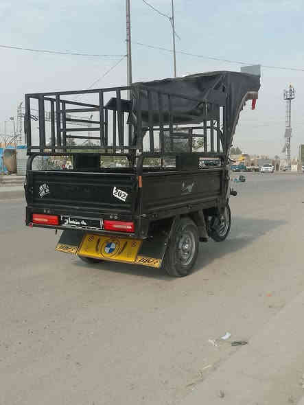 سلام عليكم ستوته جمره صقر للبيع موديل 2023 كهربايات كلئ شغالئ جديده اخت الزيرو مكفولئ من شخط ولحيم ركبه مكفوله محرك مكفول نكره سلف نقطت لحيم مابيه تايرات جددد جوبلس كهربايات كلئ شغالئ سعر 1850مكاني بغداد ***********
