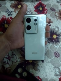 انفنكس زيرو 30 ذاكرة 256 رام 16 كامرة الخلفيه 108 الاماميه 50 المعالج ...