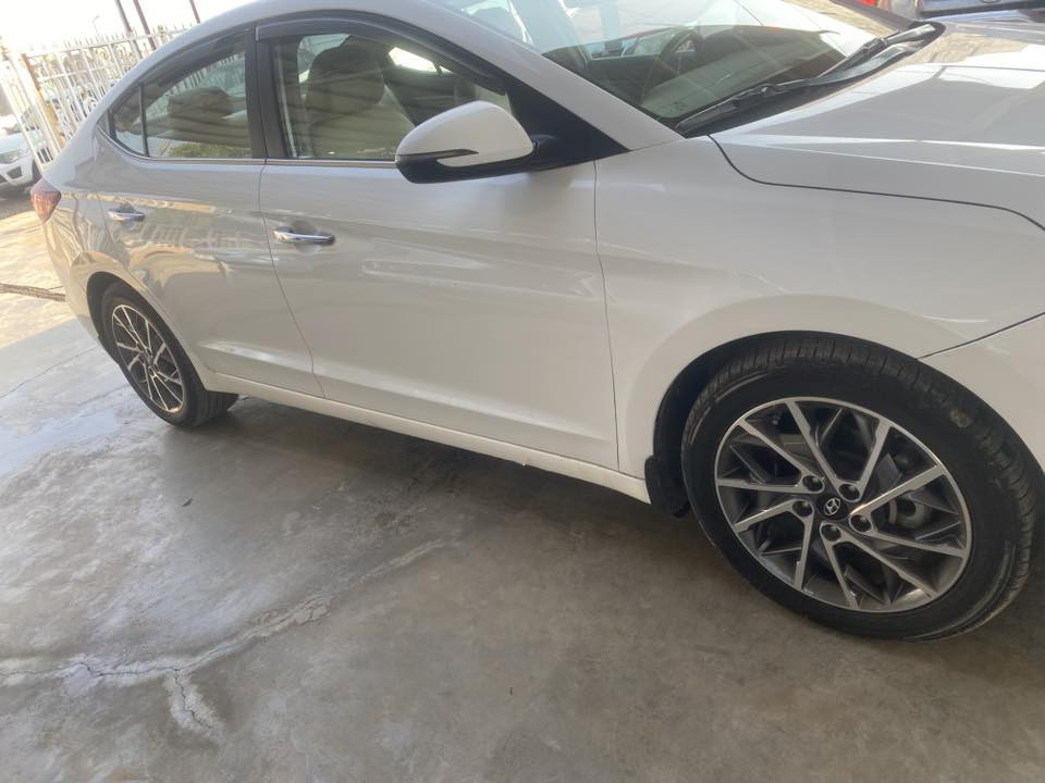 النترا خليجي موديل ٢٠٢٠ فول  مكفوله عدا البارد البونيد مؤشر بالصوره رقم بغداد السعر ١٦٣وبيها مجال العنوان ديالى الخالص ***********
