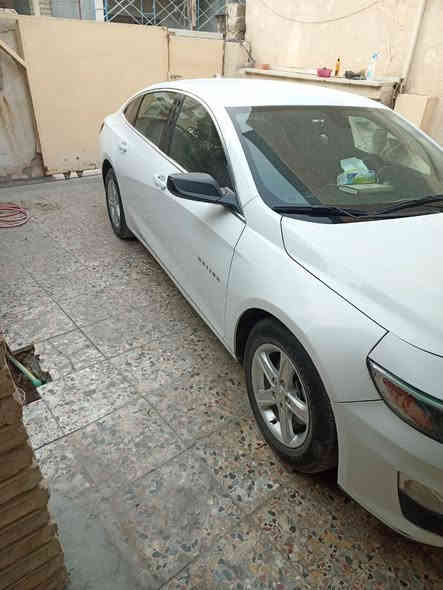 ماليبو 2020 حادث سطحي موضح بالصور. سيارة ماشية ٥٠ ألف تقريبا جاهزة.مبدل بنيد بلادى اصلي نفس اللون وصبغ الجاملغ. وقليل بارد بلجاملغ الأيسر وتعديل بسيط براكيت الدعامية الأمامية. سيارة جاهزة رقم جديد وهزة جديدة رايدها ب ١٢٠ ورقة وبيها مجال مكاني بغداد المنصور 
***********
