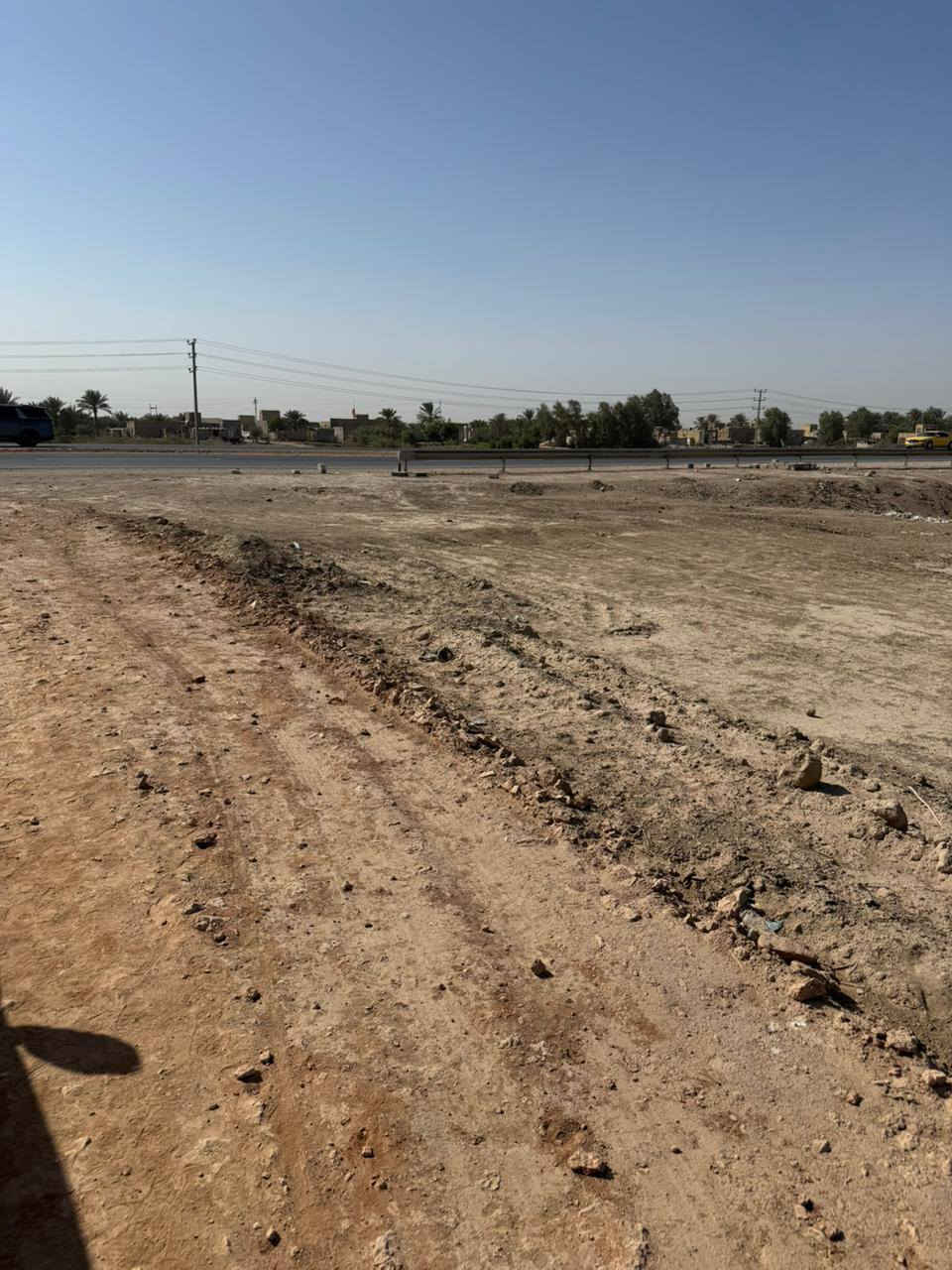 السلام عليكم ورحمه الله وبركاته
للبيع 30 دونم زراعي سند 25 باسم شخص واحد 
خدمات كاملة
طريق ديوانية نجف قرب محطة وقود ال حنويت على الشارع العام مباشرتا جهة الزوار 
مكان تجاري وصناعي 
للاستفسار للجادين بالشراء الإتصال على الرقم التالي 
***********
