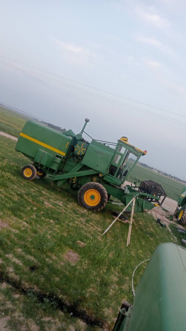 دەڕاسە جوندێر ئێرانی مۆدێل 2012 ئسترات خاس  تەپەڵەی چواردی بیلاد بەلەمەو یەک ساڵ کاکوت کردوە کاکوتێ بۆکانی دووپەنکەی لەگەڵە  نەلەحیم نەتەقین هیچی پێوە نیە کارەبایو تەبریتو هەمووی مەزبوتە
    بۆ سعر پەیوەندی بکە *********** 
شوێن کەلار
