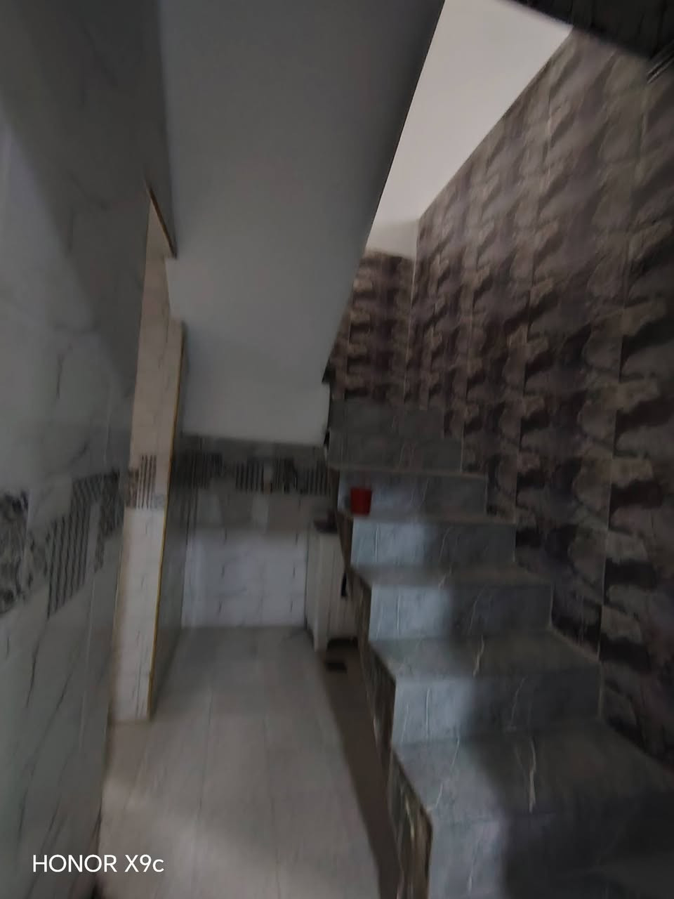 🏠 دار للبيع في حي القوسيات، خلف معمل غاز التوفيق.
- المساحة: 180 متر
- فول كامل
- يتكون من:
- غرفتين نوم
- هول
- استقبال
- مشتملات
- مطبخ
- كراج
- الاتجاه: قروب ☀️
- خدمات:
- ماء
- كهرباء
- التبليط: 30 متر
- البناء حديث
- كاشي سرميك، سقف ثنوي، فول كامل
- وجهاً: 12 متر
- نزال: 15 متر
- سند زراعي نموذج 25 حق التصرف، سند أبيض
- وصل بلدية
- السعر: 65 مليون، قابل للتفاوض

للاستفسار:
- ***********
- ***********
