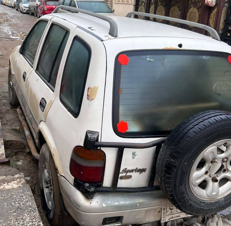 سياره سبورتج موديل 96 السياره باسمي السياره عاطله و واكفه صار لها 6اشهر لأسباب شخصيه للتواصل ***********
