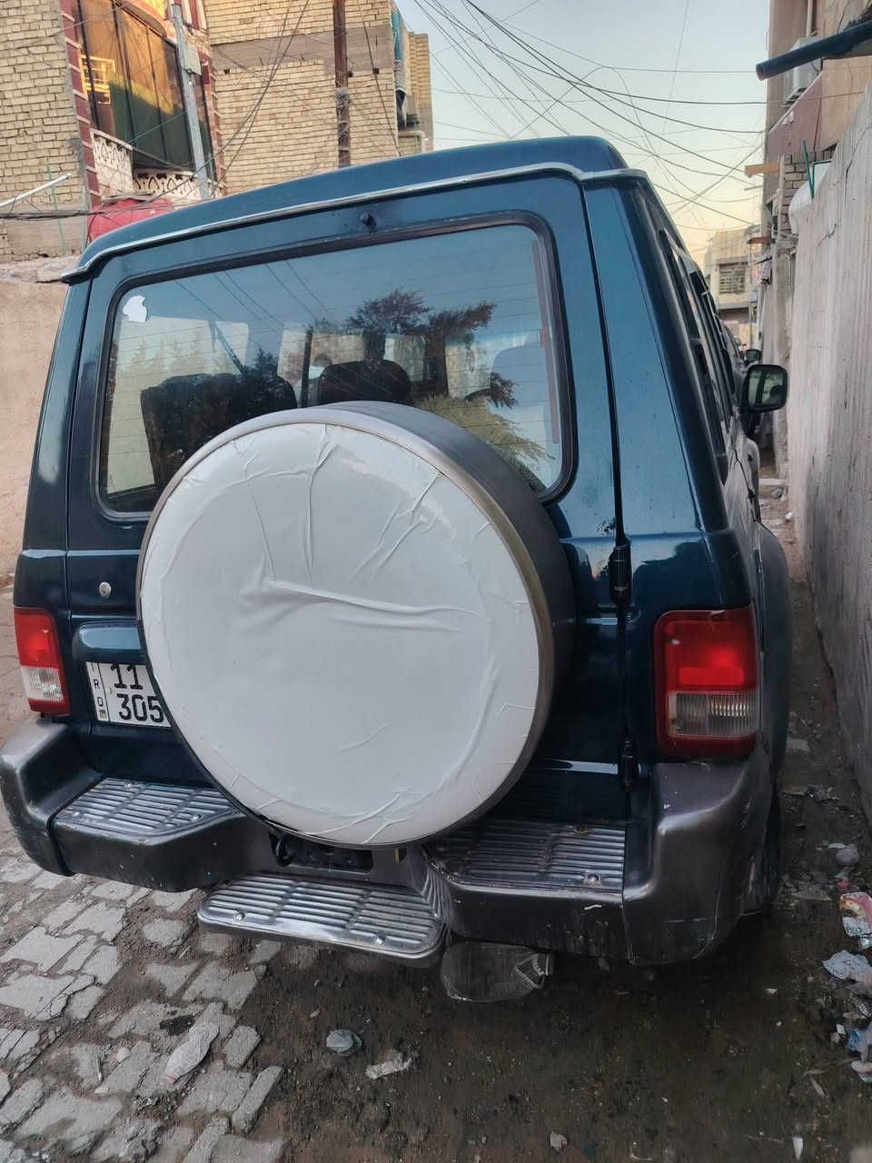 السلام عليكم
سيارة كالوبر موديل 2002 مصبوغة حزام محرك 3000 بانزين  بلادي كير اوتوماتيك هزة جديدة قبل شهر سنوية نهاية 2028 السيارة بأسمي رقم بغداد انكليزي عارضها ب 50 وبيها مجال عنواني بغداد
للاتصال
***********
متواجد واتساب
