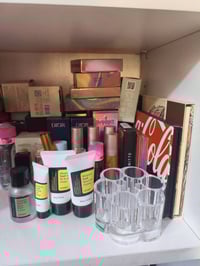 شلعة مكياج • ١٢٥قطعة • ماركات