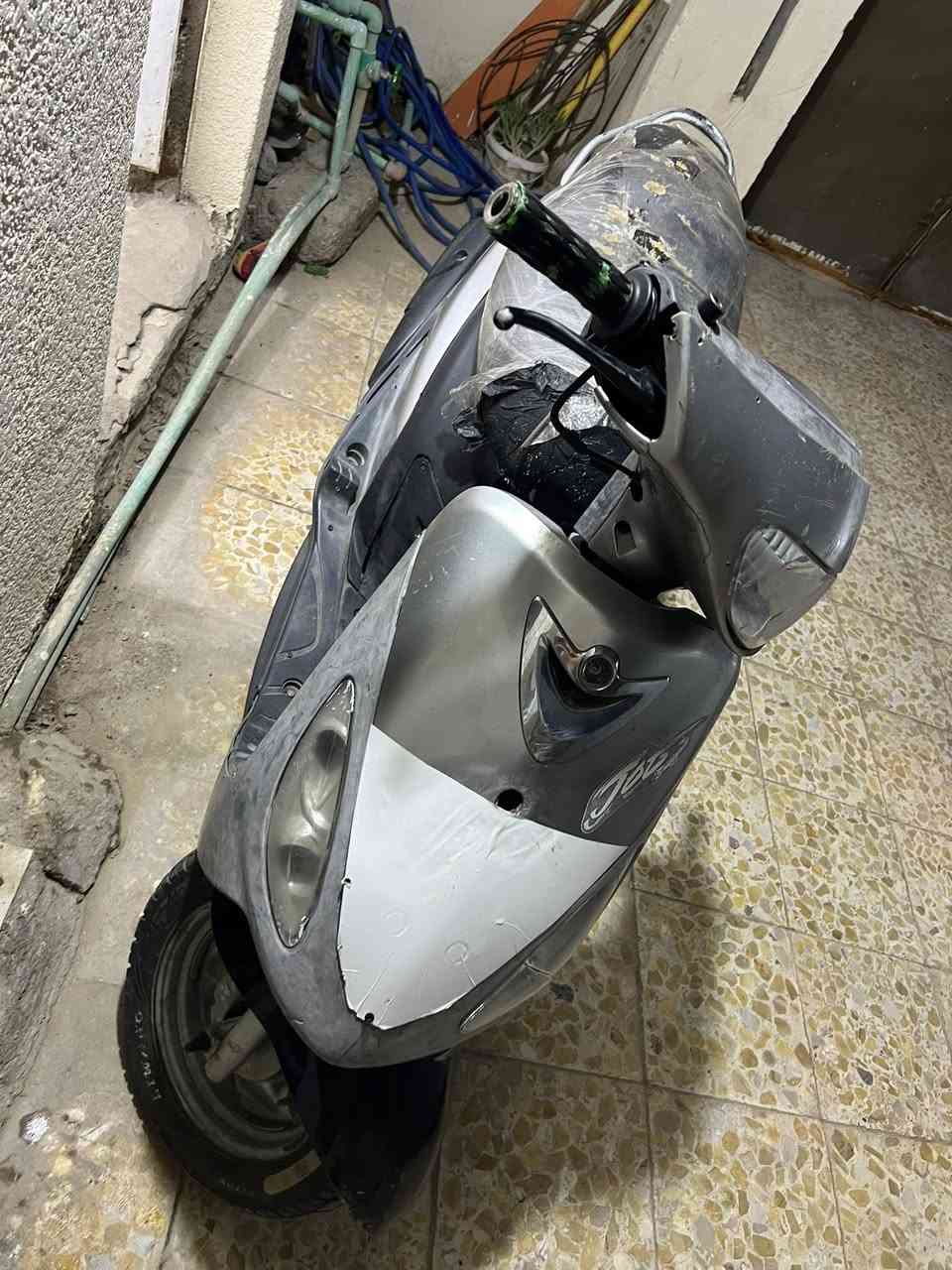 سلام عليكم منغوالي بوشه ٥٥ بلاد دراجه بيهه شلعه ومعدل تآكل الكاع كزوز اف ام دراجه حلوه السعر ٤٥٠ وبيهه مجال الشراي يجي خاص او ينتصل مكاني البصره القرنه الشرش ***********
