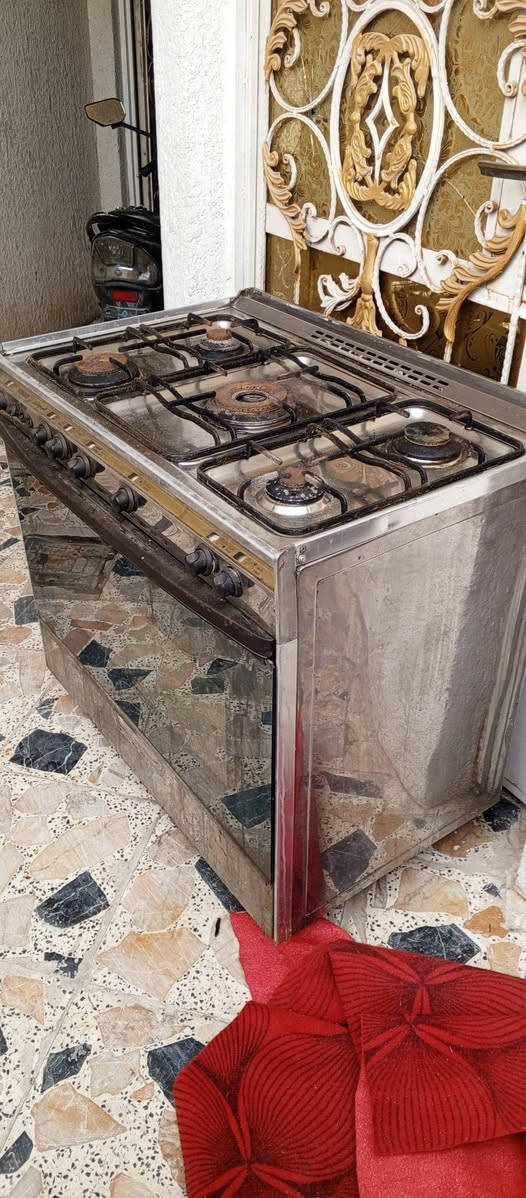 طباخ اصلي للبيع ***********
